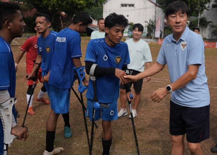 Hadir di Latihan Timnas Amputasi, STY Undang Pemain Nonton Langsung ke GBK