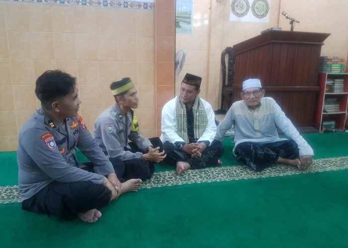 Polsek Asemrowo Jalin Sinergi Erat dengan Pengurus Masjid, Ajak Jemaah Jaga Kamtibmas