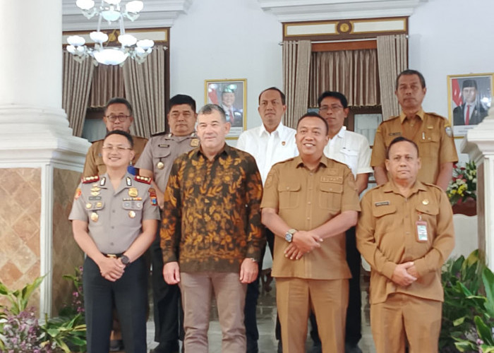 Jajaki Kerja Sama Internasional, Bupati Situbondo Terima Kunjungan Konjen Australia