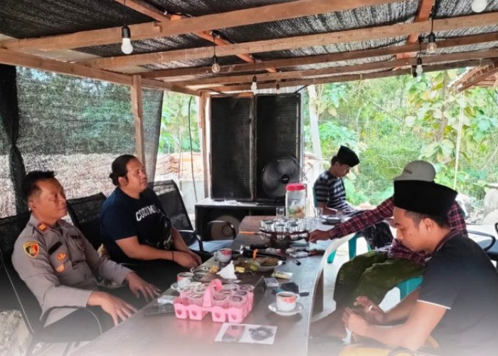 Sambang Desa Bandasoleh, Kapolsek Kokop Ajak Toga, Tomas dan Toda Ikut Jaga Kamtibmas