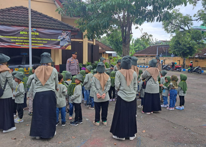 Polisi Sahabat Anak, Polsek Padangan Terima Kunjungan Siswa TK RA Irsaduzi Sibhan