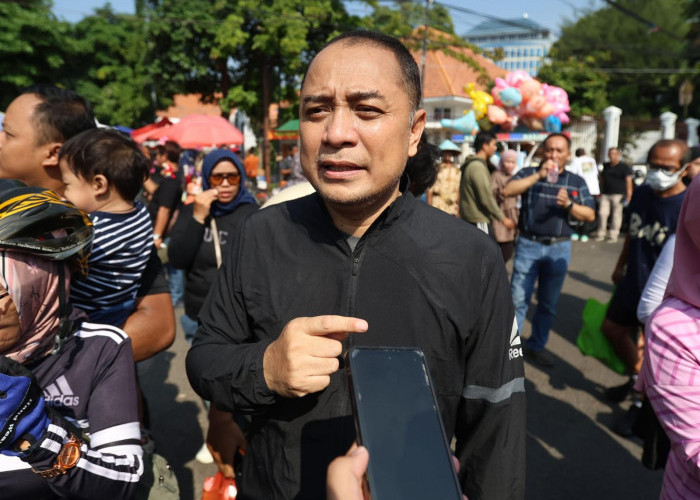 Viral Pungli PKL di CFD Taman Bungkul, Eri Cahyadi Turun Tangan