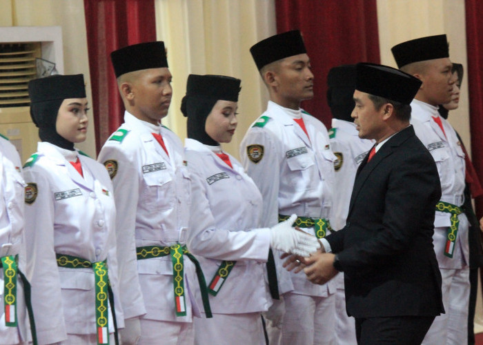 Kukuhkan Paskibraka 2025, Mas Adi: Berjiwa Ksatria dan Rela Berkorban untuk Ibu Pertiwi