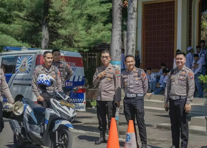 Polres Jember Aktifkan Program Pondok Pesantren Road Safety, Edukasi Keselamatan Jelang Kelulusan Siswa