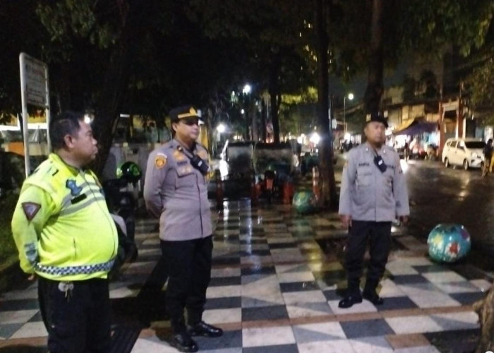 Respons Cepat Polsek Bubutan Selidiki Gangguan Kamtibmas di Depan Stasiun Pasar Turi