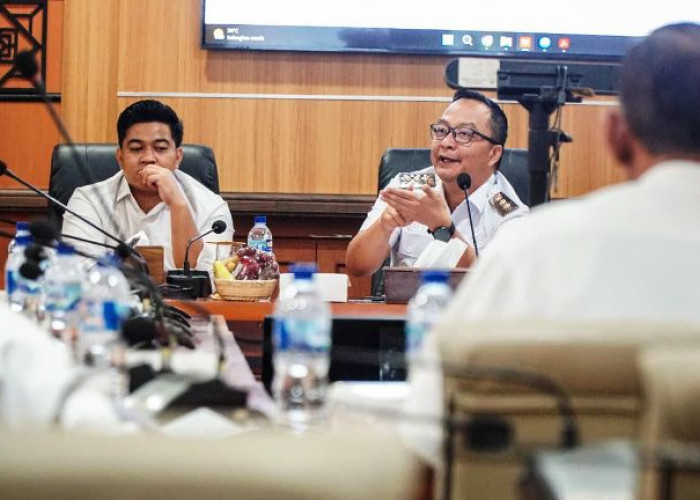 Wabup Gresik Minta Camat Percepat Finalisasi Data Warga Miskin untuk Bansos 2026
