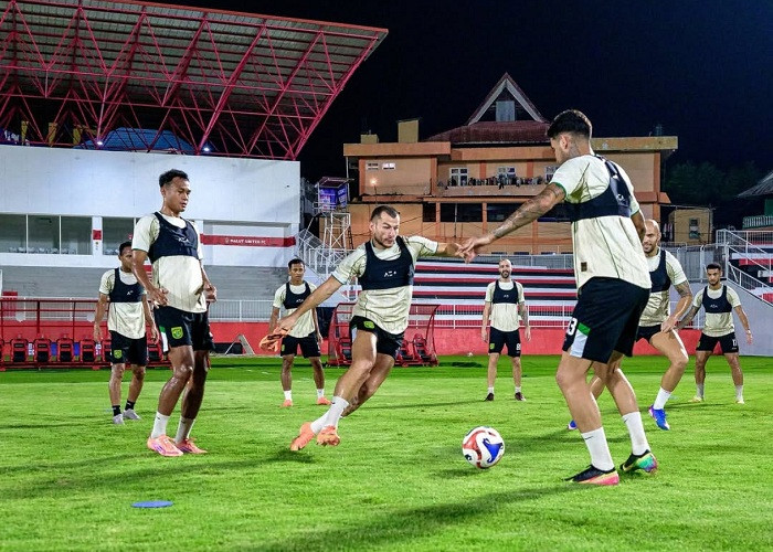 Waspadai Efektivitas Malut United, Pelatih Persebaya Instruksikan Pemain Tetap Fokus