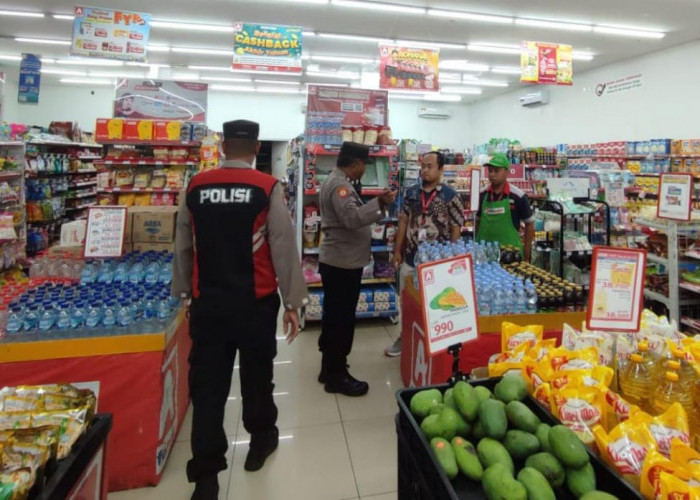 Polsek Rungkut Imbau Minimarket Patuhi Aturan Parkir dan Antisipasi Curanmor