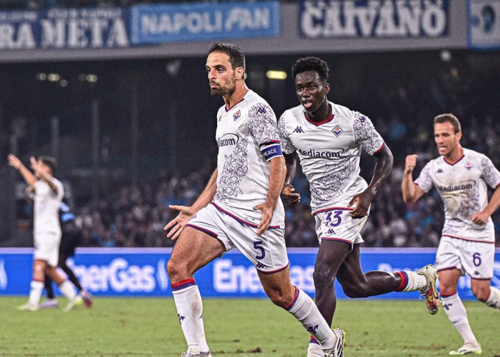 Fiorentina Permalukan Juara Bertahan Serie A Napoli 3-1 di Kandang