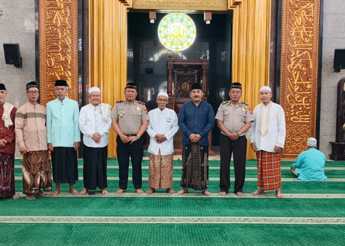 Serap Aspirasi di Masjid Al Hidayah, Kapolsek Gedangan Perkuat Sinergi dengan Warga