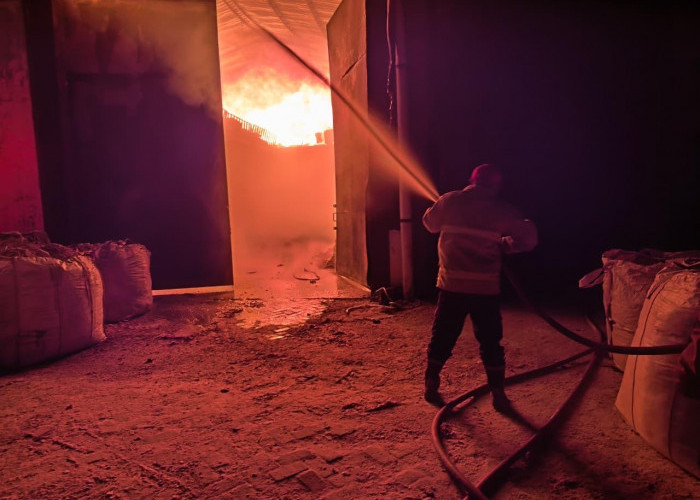 Damkar Gresik Catat Kinerja Tinggi di 2025, DPRD Soroti Fasilitas Petugas