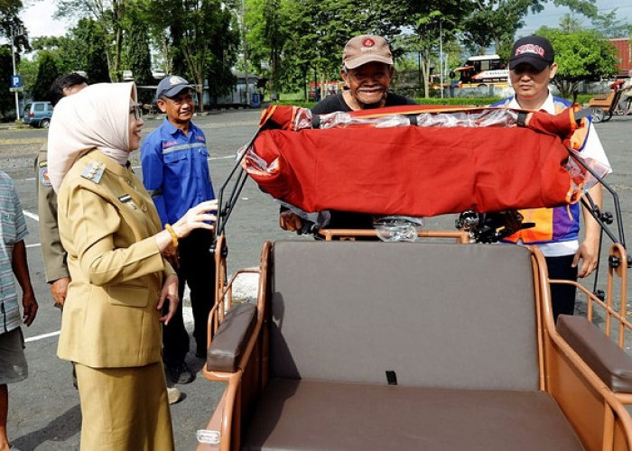 100 Becak Listrik dari Presiden untuk Tukang Becak Lumajang