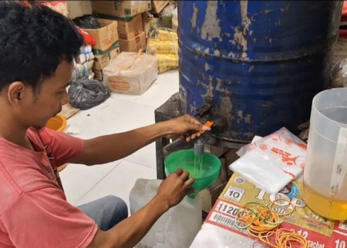 Naik, Harga Minyakita di Ngawi Capai Rp 16.000 per Liter