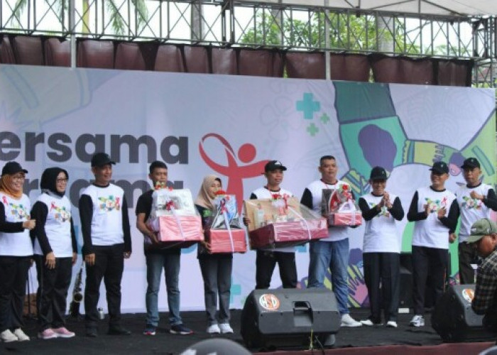 Dinkes Bojonegoro Peringati Hari AIDS Sedunia Bersama ODHA, Gelar Senam GERMAS hingga Cek Kesehatan