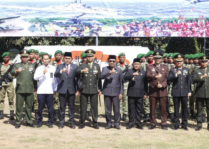Hadiri Upacara HUT Ke-81 TNI, Bupati Pamekasan Apresiasi Sinergi Forkopimda Two-In-One