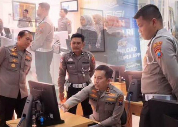 Kapolres Bojonegoro Tinjau Mako Satlantas Pastikan Pelayanan SIM Prima