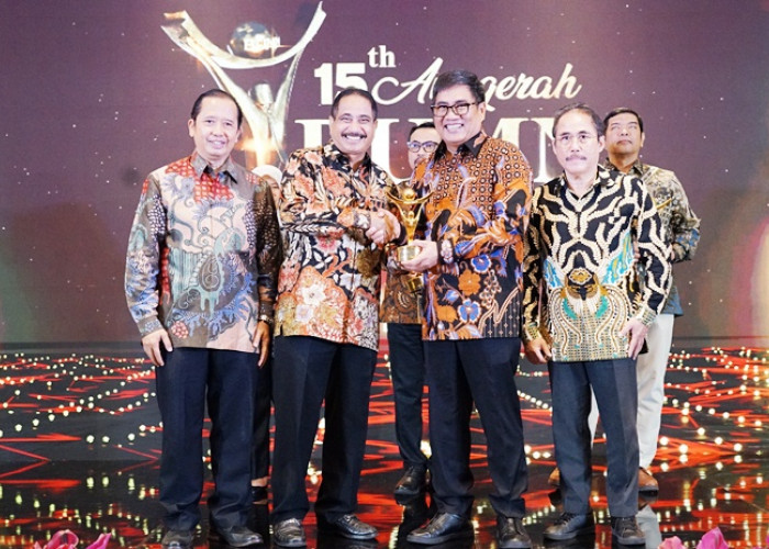 Petrokimia Gresik Borong Penghargaan Best CEO dan Corporate Anugerah BUMN 2026
