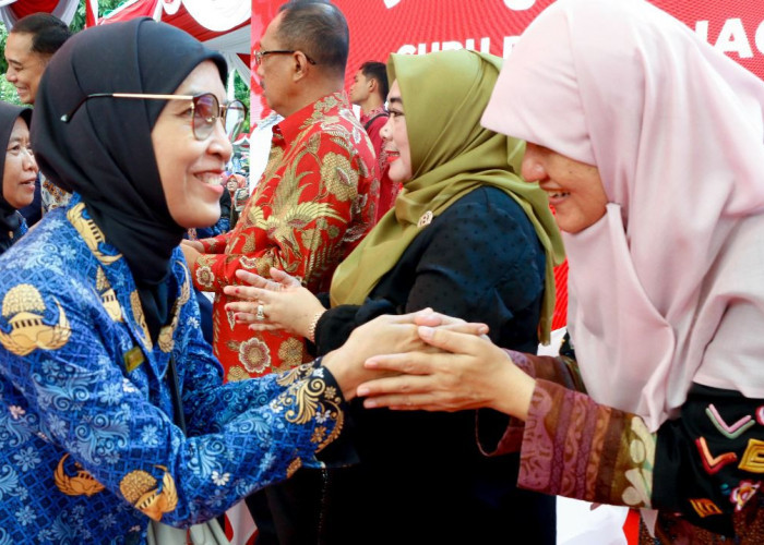 DPRD Surabaya Apresiasi Pengabdian dan Tugas Mulia Tenaga Pendidik