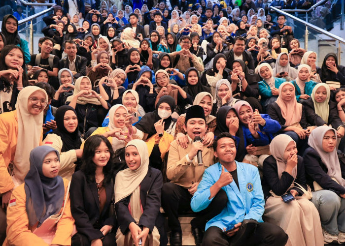 Investasi Masa Depan Jember, Gus Fawait Kawal Ribuan Beasiswa dan Kesejahteraan Petugas Garda Terdepan