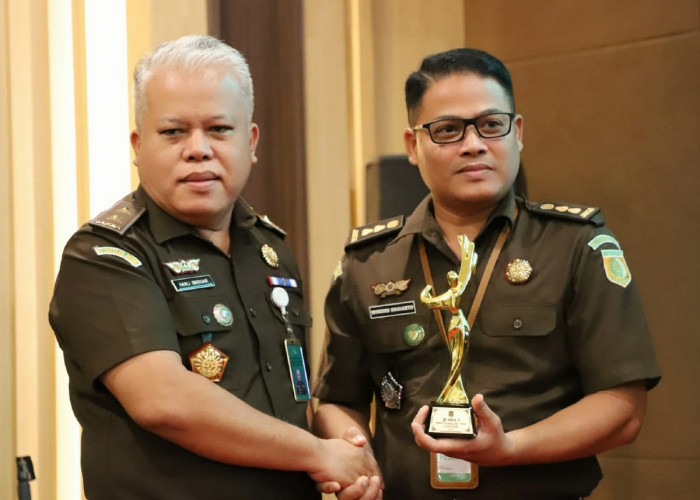 Kejati Jatim Borong Juara di Workshop Kehumasan Kejaksaan Agung