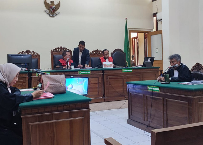 Ambil 20,65 Gram Sabu di SPBU, Warga Ngoro Diadili