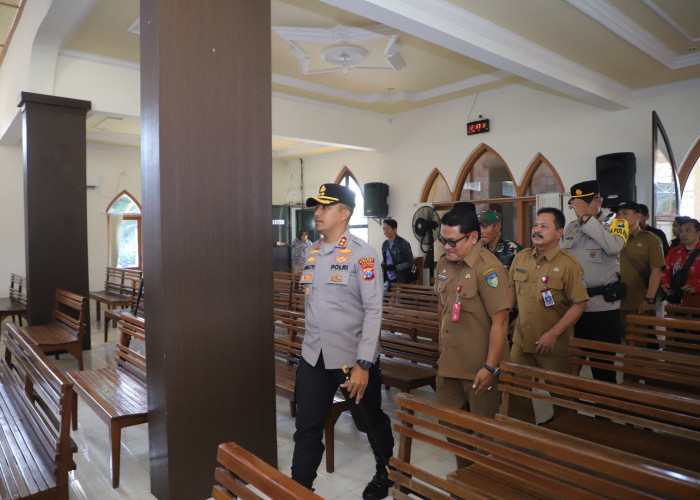 Kapolres Kediri dan Bupati Patroli Bersama Jelang Puncak Perayaan Natal