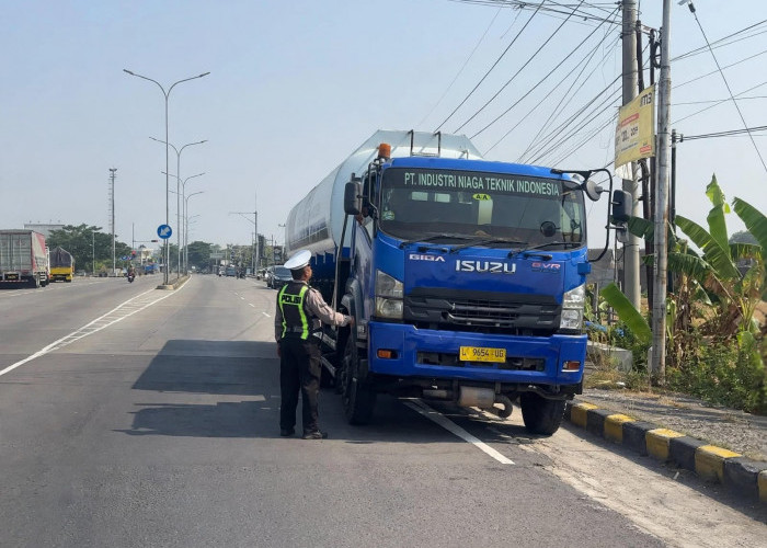Cegah Kecelakaan, Satlantas Polres Ngawi Gelar Patroli Hunting System di Jalur Rawan