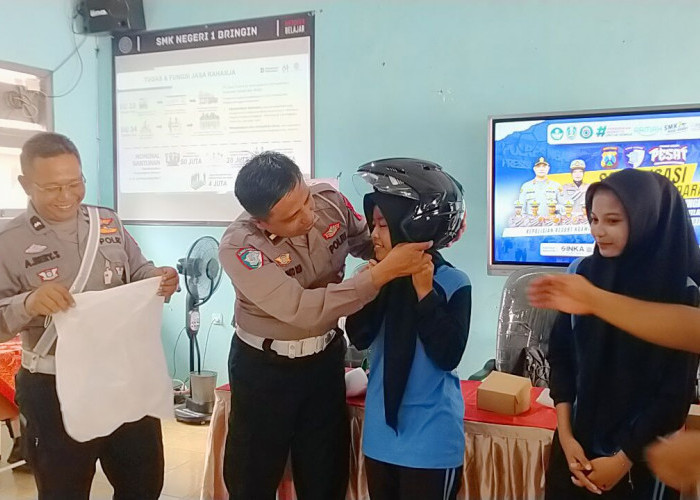 Polres Ngawi Gelar Police Goes To School di SMKN 1 Bringin