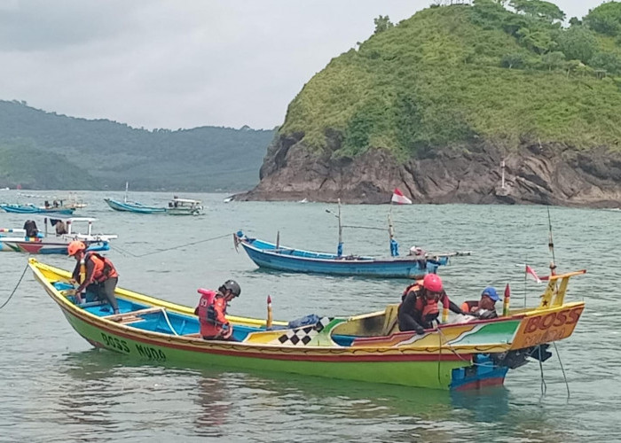 Nekat Ambil Kail Tersangkut, Pemuda Silo Hilang Terempas Ombak Pantai Cangaan