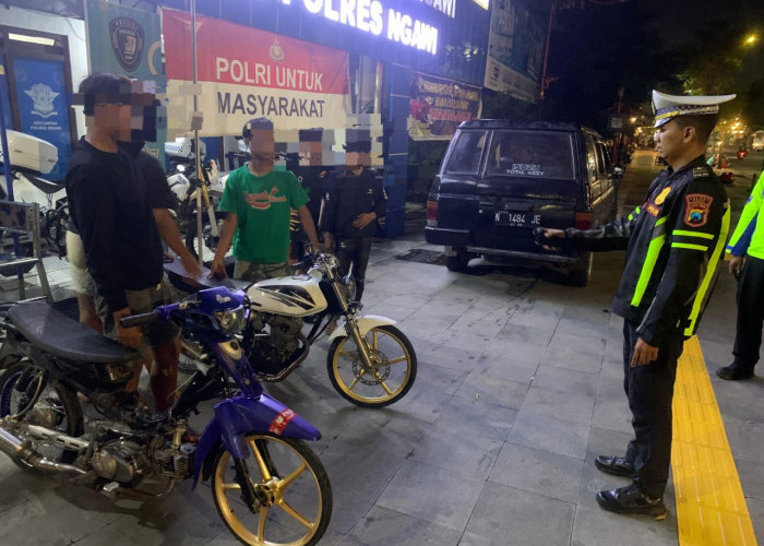 Patroli Malam Polres Ngawi Gagalkan Balap Liar di Geneng, Sejumlah Kendaraan Diamankan