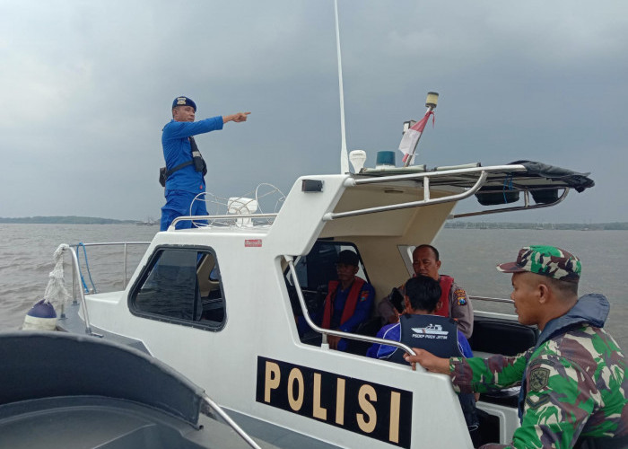 Tim Gabungan Cari Nelayan Pasuruan Hilang di Laut Nguling