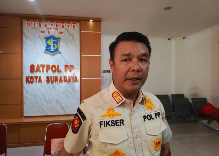 Satpol PP Tertibkan Pedagang Terompet dan Petasan yang Nekat Jualan di Momen Nataru