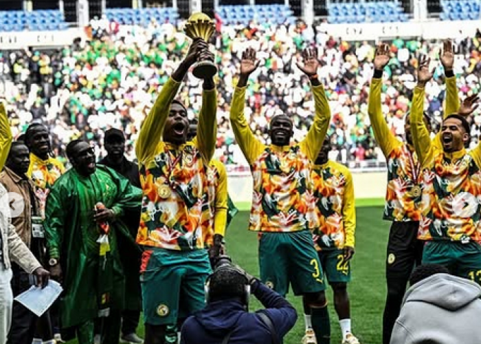 Senegal Pamer Trofi Piala Afrika Meski Gelar Dicabut, Ajukan Banding ke CAS