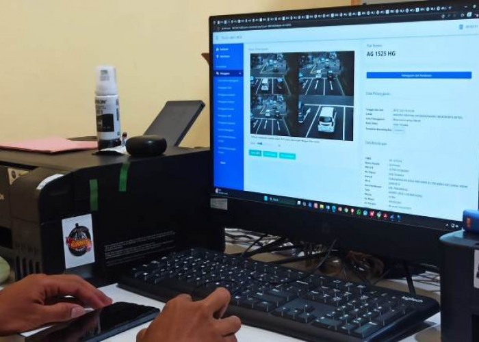 Hari Keempat Operasi Zebra Semeru 2025 POlda Jatim Catat Pelanggar Didominasi Pemotor Tak Pakai Helm