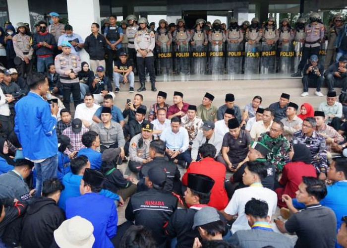 Nihil Kerusuhan, Demo Skala Besar di Kota Bangkalan Berjalan Kondusif