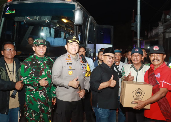 Polres Blitar Bersama TNI, Pemkab dan Masyarakat Gelar Patroli Skala Besar Pastikan Harkamtibmas Kondusif