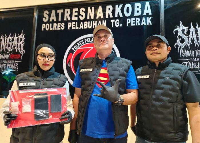 Simpan Sabu di Wadah Kacamata, Pengedar di Sawah Pulo Diringkus Satresnarkoba Polres Pelabuhan Tanjung Perak