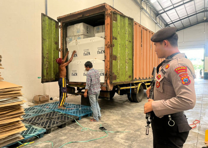 Polres Gresik Perketat Pengamanan Gudang Logistik Pemilu 2024