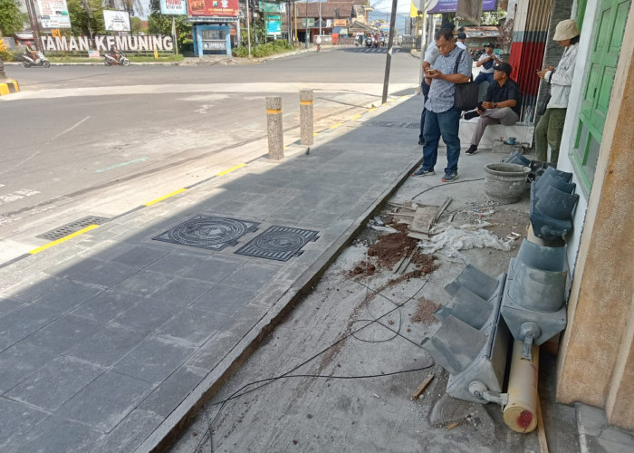 Usai Disemprot Bupati, Dishub Tulungagung Kebut Pemasangan Traffic Light di Jalan Teuku Umar