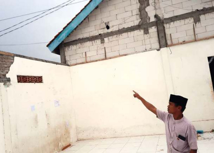 Atap Lantai 2 Asrama Putri Ponpes di Situbondo Ambruk, 1 Santri Meninggal dan 14 Luka