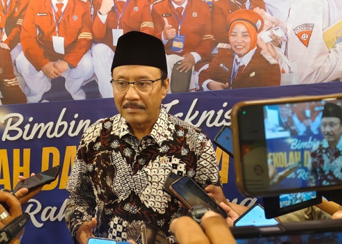 Gus Ipul: Sekolah Rakyat Tak Sekadar Pendidikan, tapi Jalan Keluar dari Kemiskinan