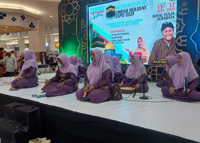 Hadrah Sambah Al Hikmah Jadi Hiburan Pembuka Memorandum Umrah Holiday Expo 2023