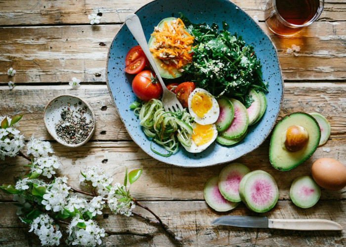 5 Peran Nutrisi Kesehatan Mental: Bagaimana Pola Makan Sehat Mendukung Kesejahteraan Pikiran dan Perasaan