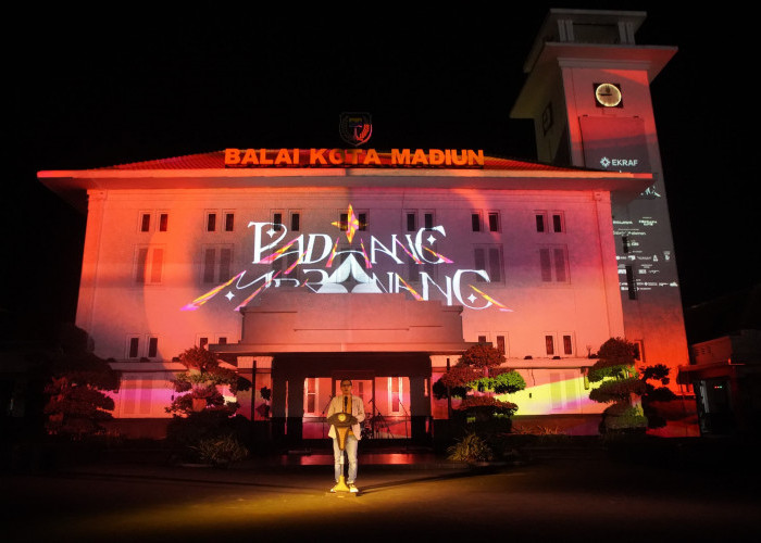 Padhang Mbranang Kota Madiun Jadi Ajang Seni Digital, Tampilkan Karya Video Mapping Bertaraf Internasional