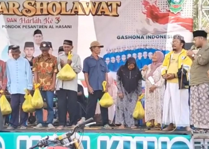 Kader Golkar Purwosari Gelar Baksos Harlah Ke-3 Ponpes Al Hasani