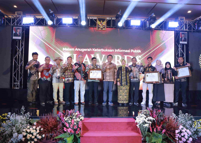 Pemkot Batu Raih Predikat Informatif KI Award 2025