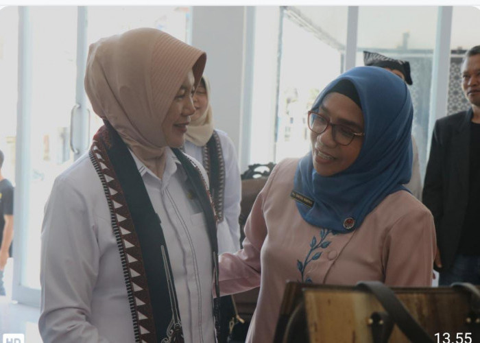 Wakil Bupati dan Ketua Dekranasda Bojonegoro Beri Pesan Semangat untuk Asosiasi Handicraft Jawa Timur