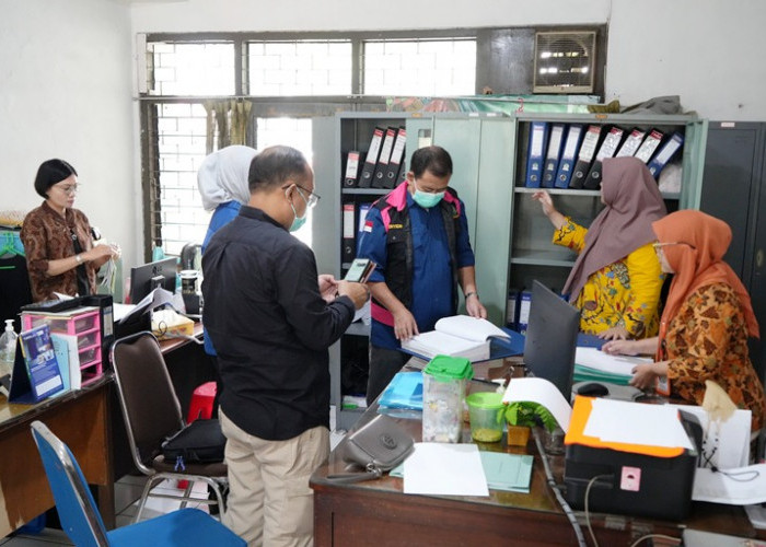 Kejati Jatim Geledah Kebun Binatang Surabaya, Dugaan Korupsi Pengelolaan Keuangan Disidik