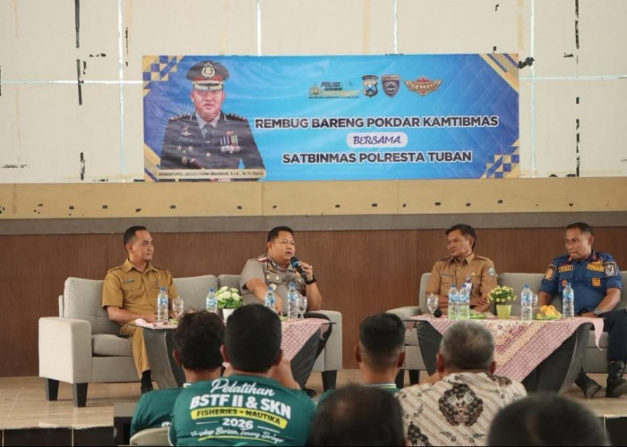 Rembug Bareng Nelayan di Bancar, Kapolresta Tuban Ajak Warga Perkuat Sinergi Jaga Kamtibmas