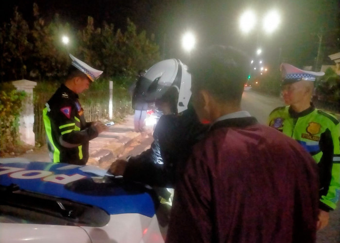 Satlantas Polres Ngawi Tindak 16 Kendaraan dalam Patroli Hunting System